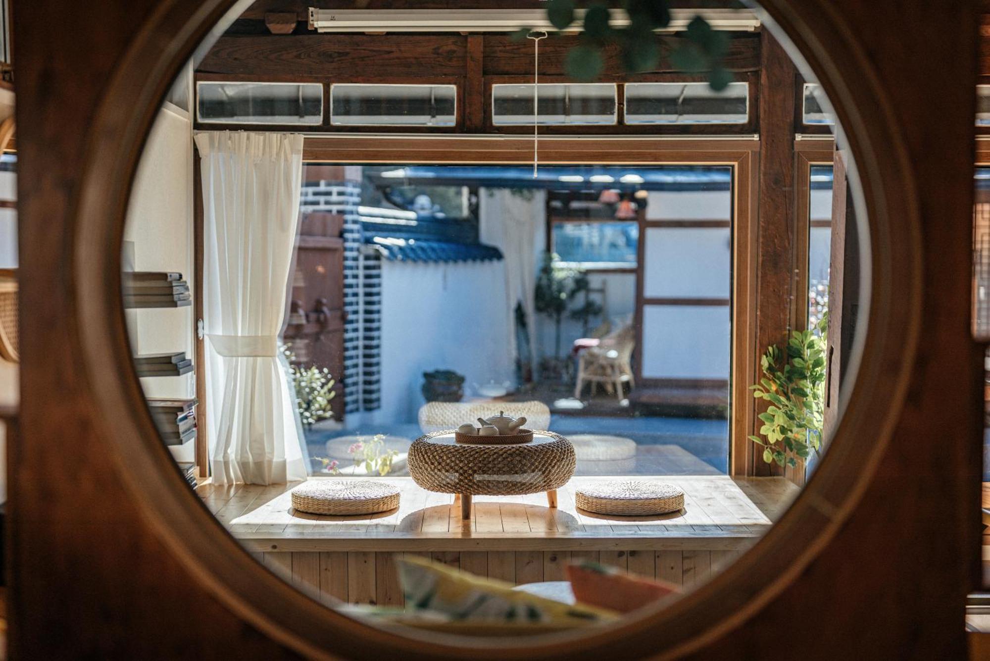 And Spring Hotel Jeonju Bagian luar foto