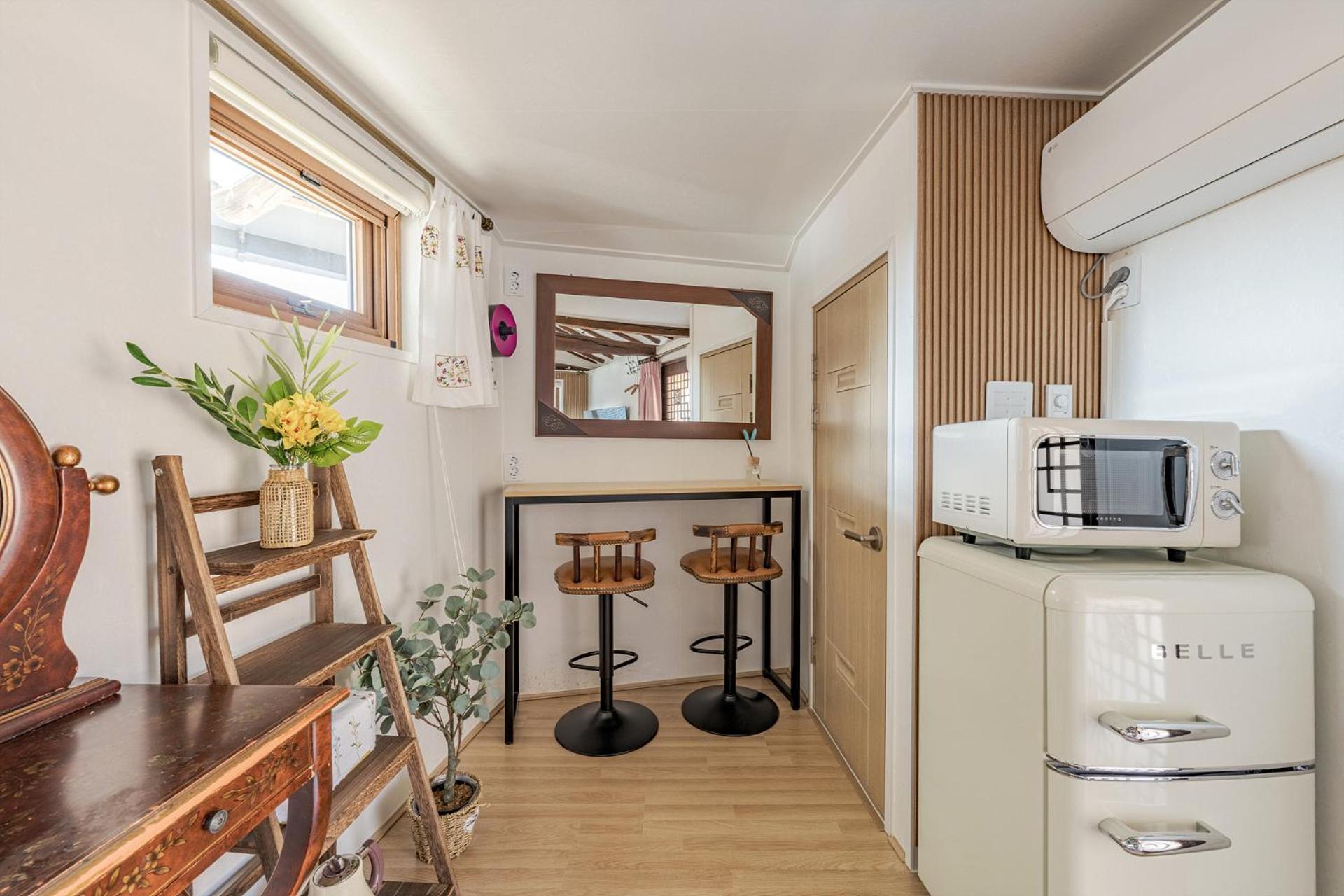 And Spring Hotel Jeonju Bagian luar foto