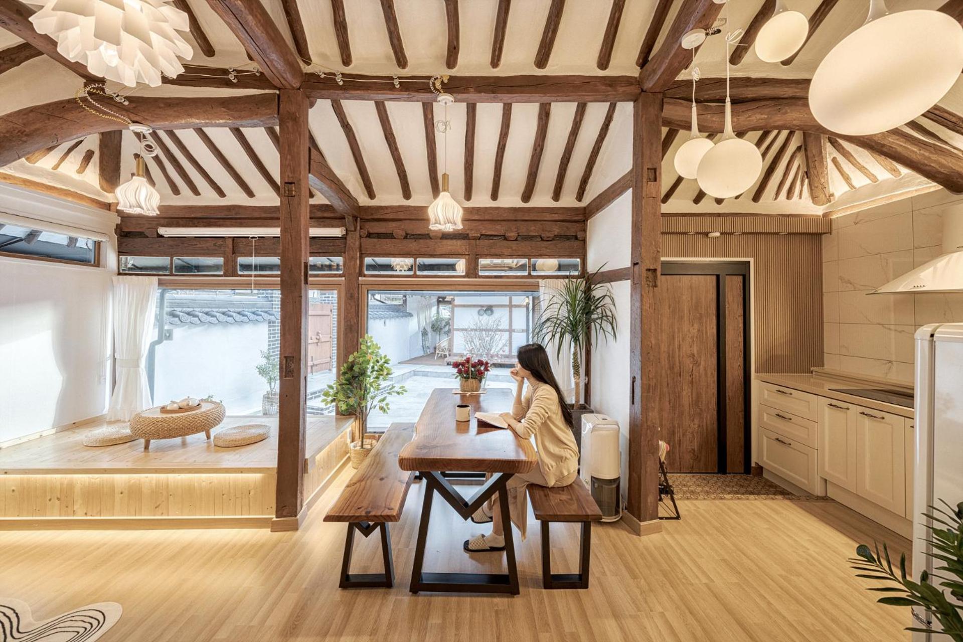 And Spring Hotel Jeonju Bagian luar foto